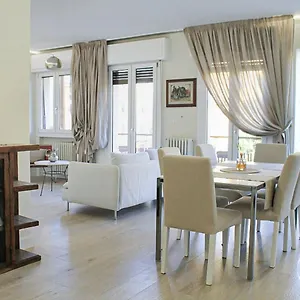 Corso Roma, 37 - Valente Italian Apartment